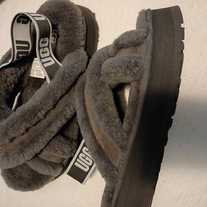 UGG🤍